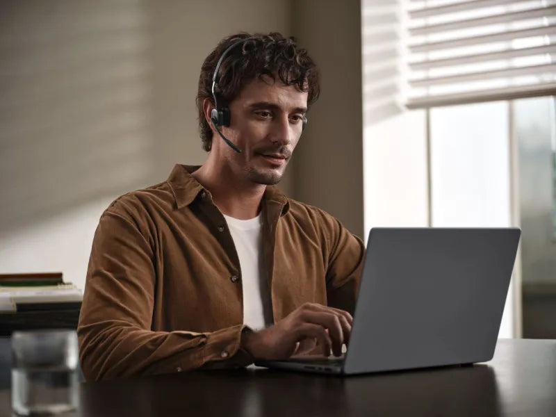 SHOKZ C610-AC-BK-EU-000 OpenMeet UC Casca bluetooth conductie osoasa, adaptor USB-C, 810160665281