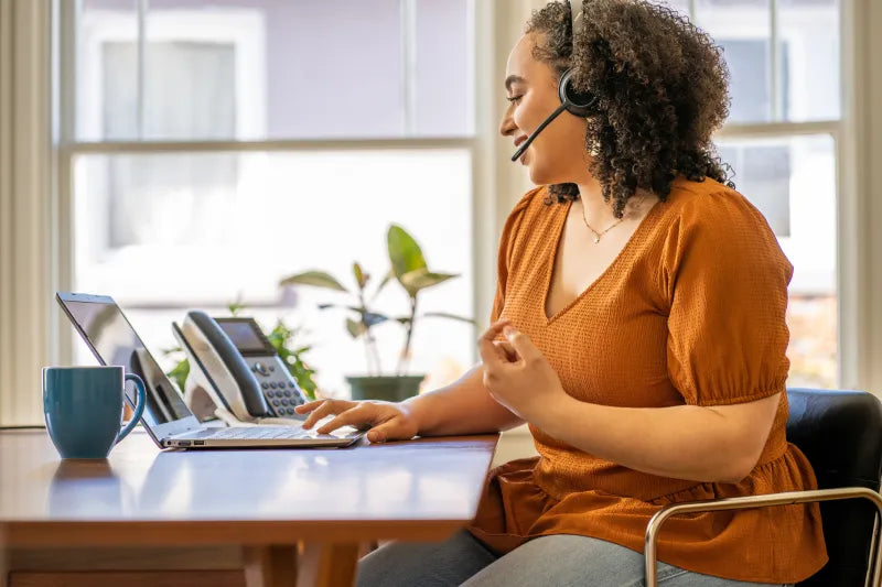 HP 76U49AA HP Poly Voyager 4320 UC Casca fara fir, Binaural, On-Ear, conectare USB-A BT700 017229174283