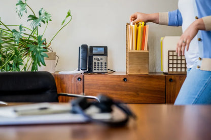 HP 82M88AA Poly Edge E320 IP Phone and PoE-enabled, 197497341362