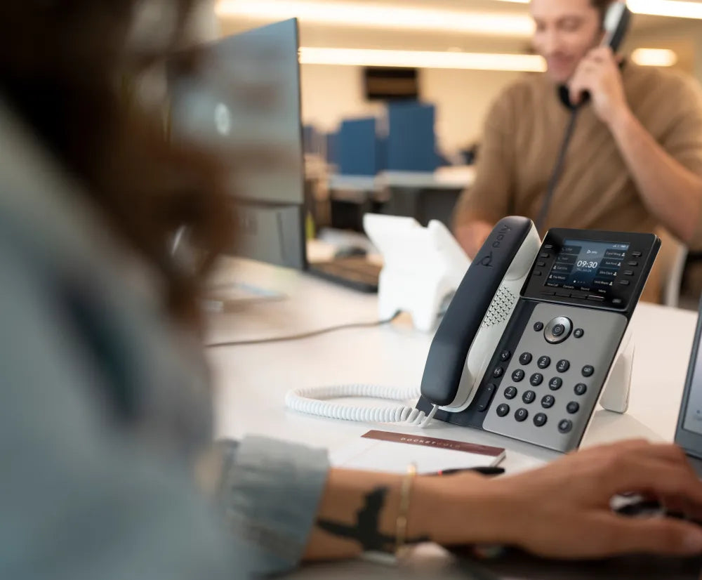 HP 82M88AA Poly Edge E320 IP Phone and PoE-enabled, 197497341362