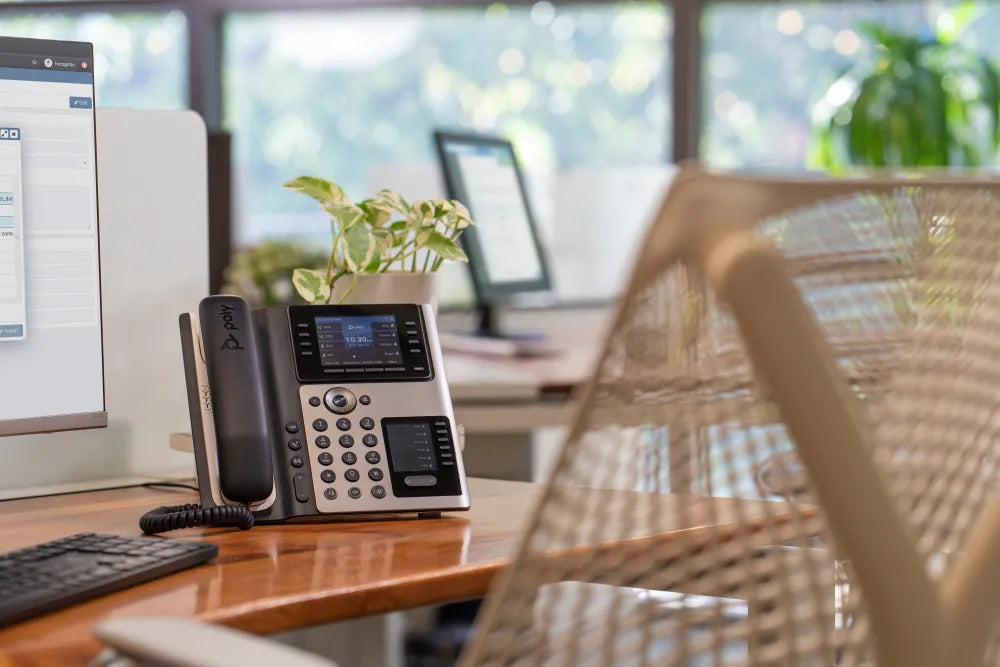 HP 82M93AA Poly Edge E400 IP Phone and PoE-enabled, 197497341416